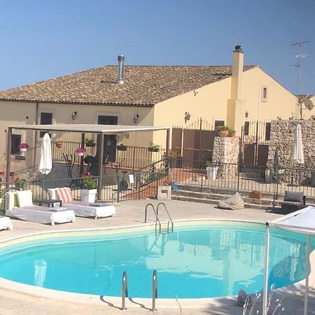 Mundus Terrae Villa Casa della Contessa Luaran gambar