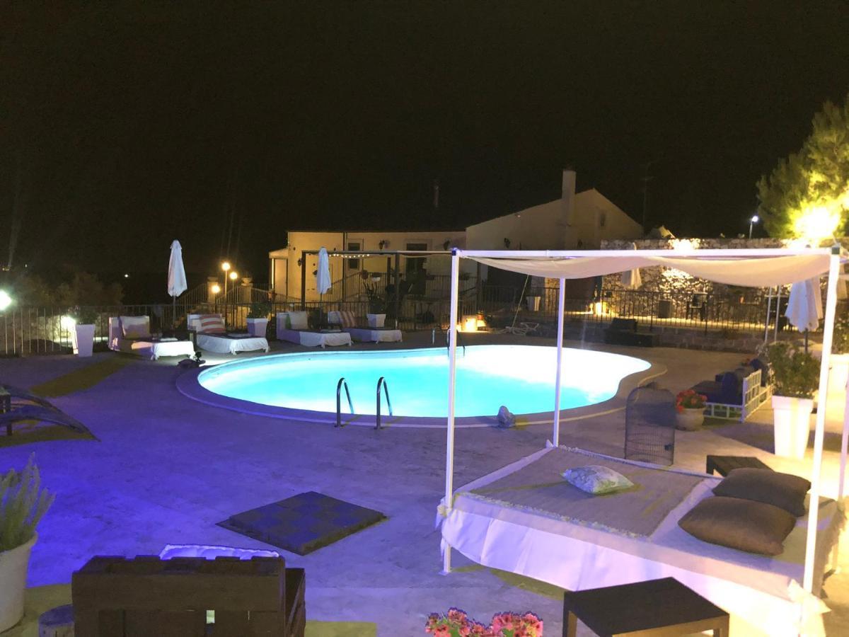 Mundus Terrae Villa Casa della Contessa Luaran gambar