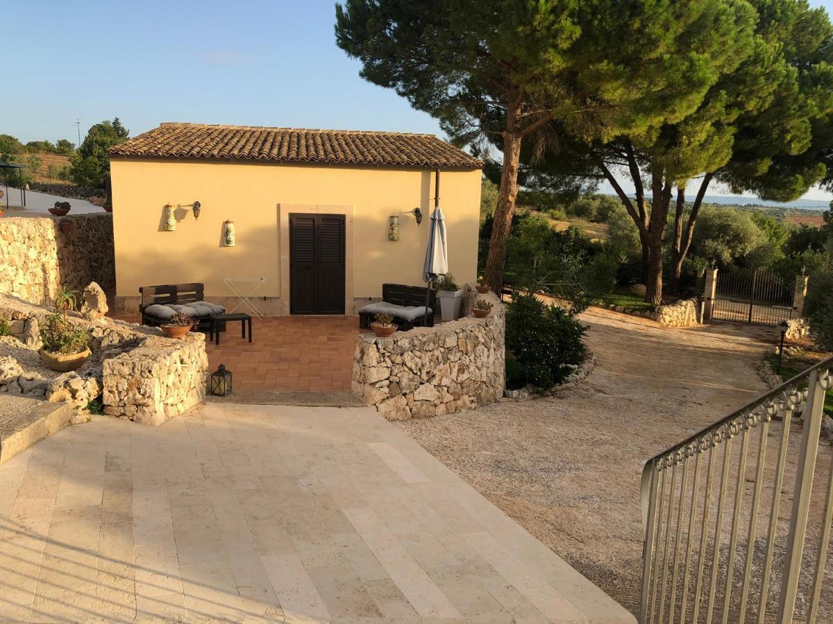 Mundus Terrae Villa Casa della Contessa Luaran gambar